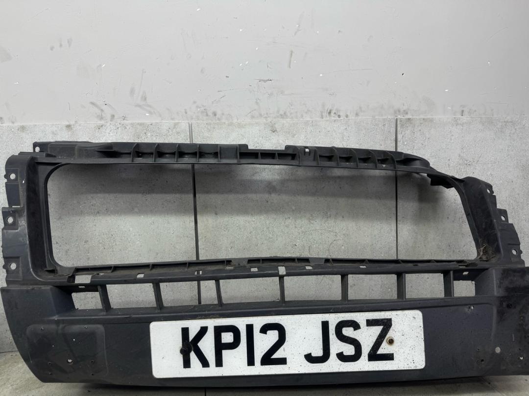 бампер передний Fiat Ducato 3 поколение (2006 - 2014), 1305760070 - фото №1