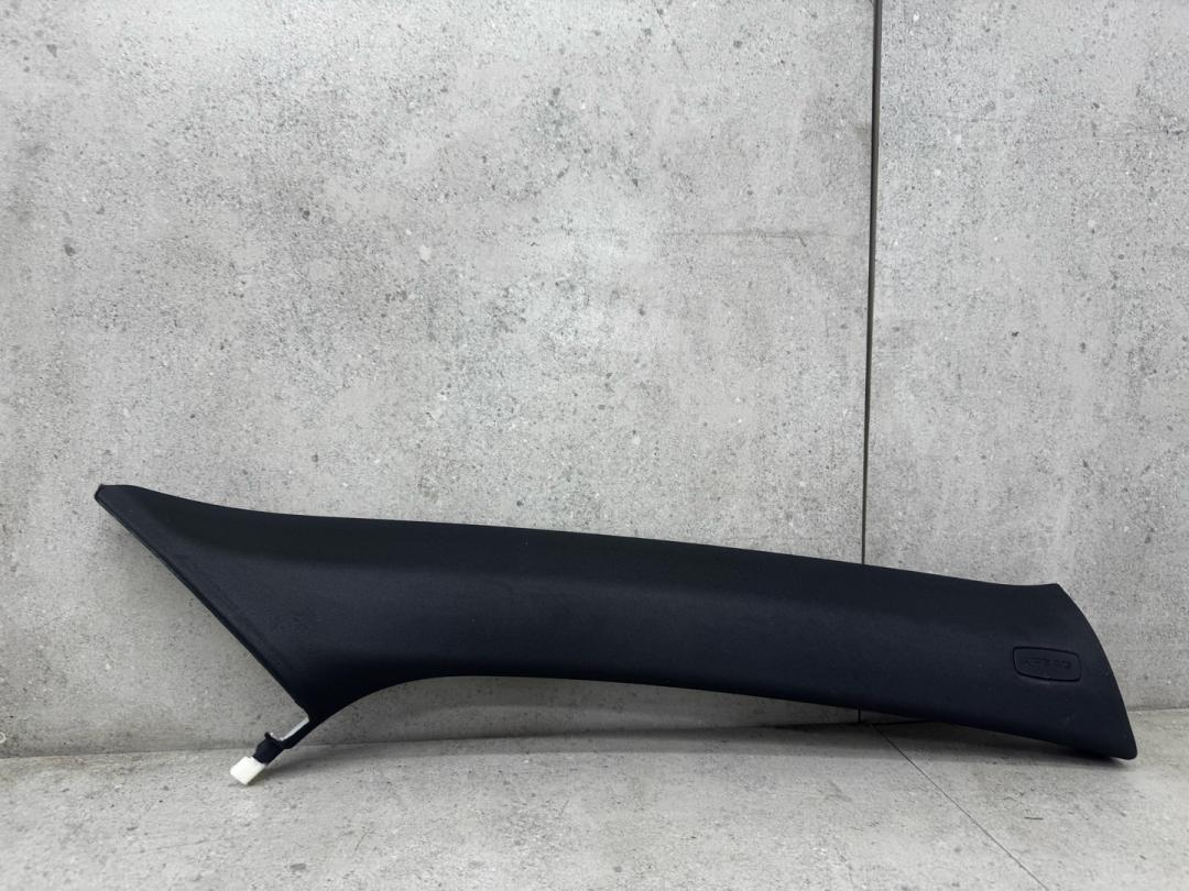 обшивка стойки Porsche Macan 1 поколение (2013 - 2019), 95B867234 - фото №1