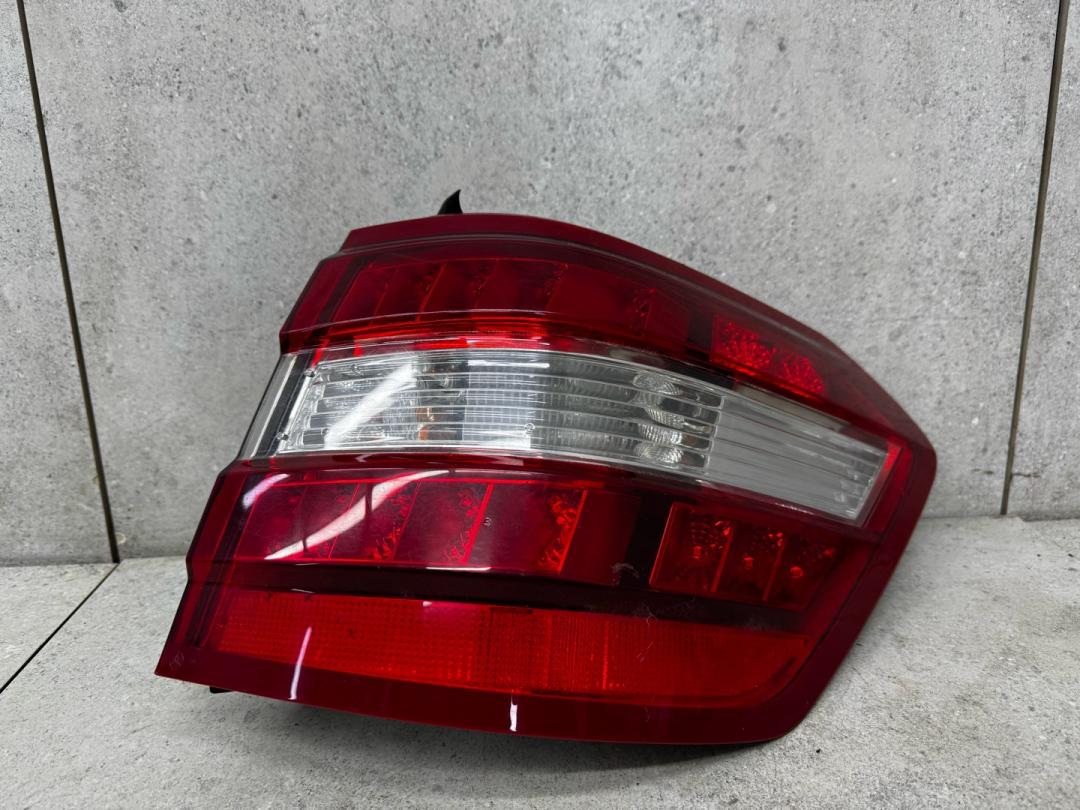 фонарь задний правый Mercedes-Benz E-Класс W212/S212/C207/A207 (2009 - 2013), A2128204064 - фото №1