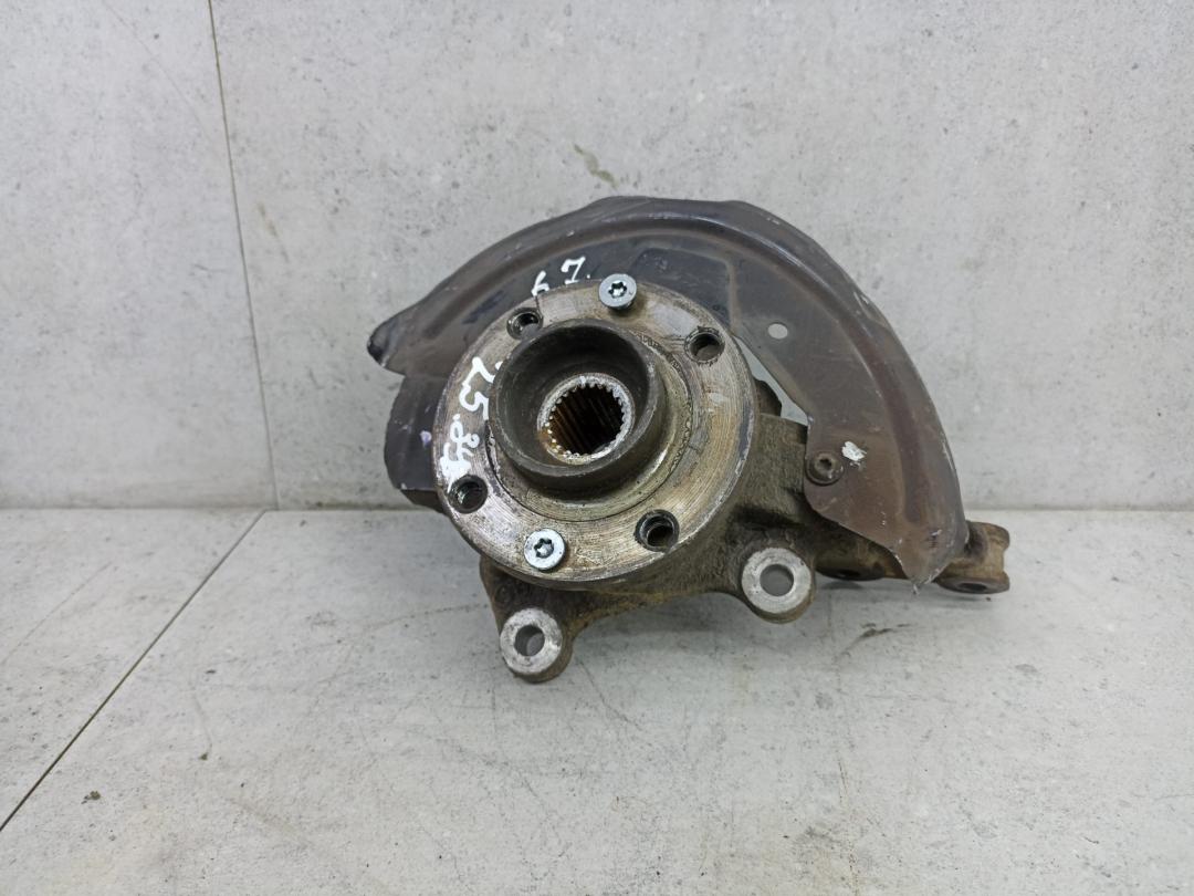 кулак поворотный правый Dacia Sandero 2 поколение 2015, 6001548867 - фото №1