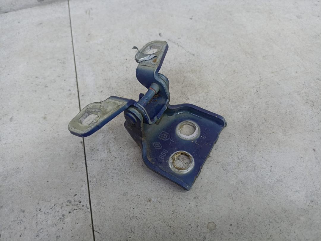 петля двери Renault Logan 1 поколение 2009, 6001546883 - фото №1