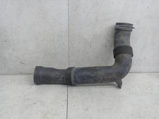 патрубок воздушного фильтра Volkswagen Caddy 3 поколение 2009, 1K0129618T