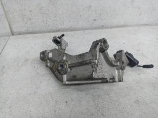 кронштейн ТНВД Renault Scenic 1 поколение [рестайлинг] 2000, 7700115681