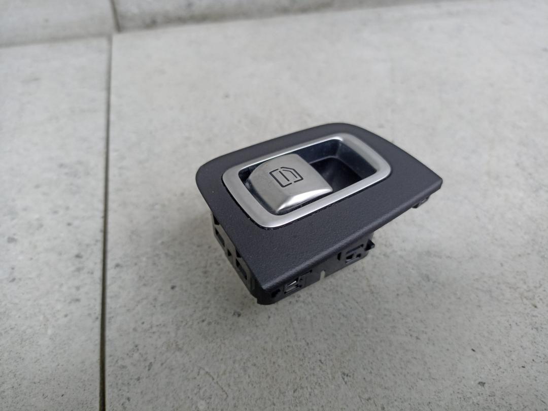 кнопка стеклоподъемника двери задней правой Mercedes-Benz GLC Coupe C253 2018, A2059051513 - фото №1