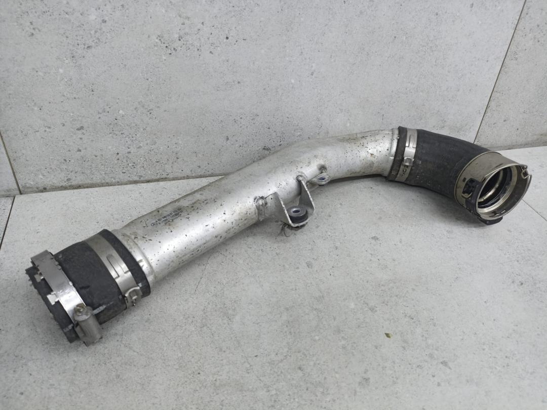 патрубок интеркулера Mercedes-Benz GLC Coupe C253 2018, 2.1 л., OM 651.921, дизель, A6510905337 - фото №1