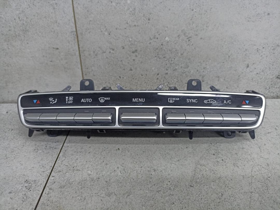 блок управления печки / климат-контроля Mercedes-Benz GLC Coupe C253 2018, 2.1 л., OM 651.921, дизель, A2059058813 - фото №1