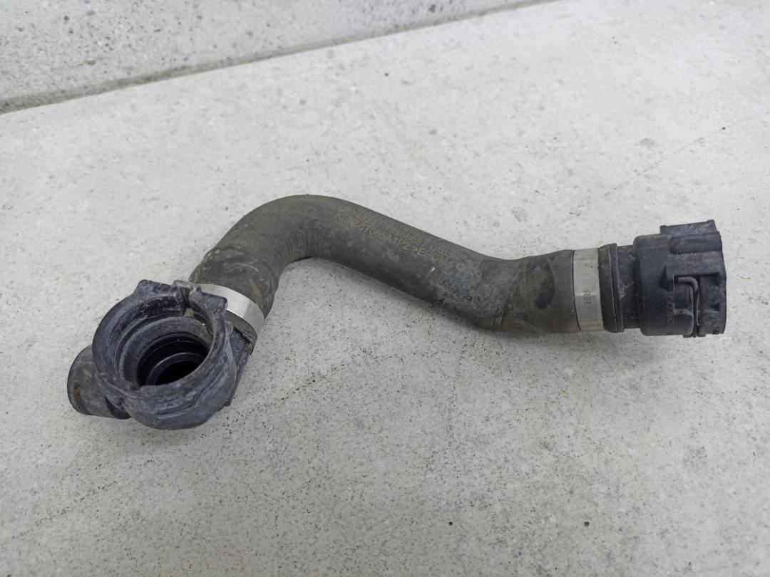 патрубок радиатора Mercedes-Benz GLC Coupe C253 2018, A2535018182 - фото №1