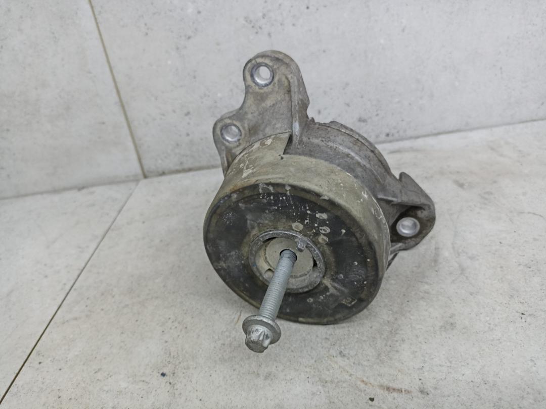 подушка крепления двигателя Mercedes-Benz GLC Coupe C253 2018, A2052407900 - фото №1