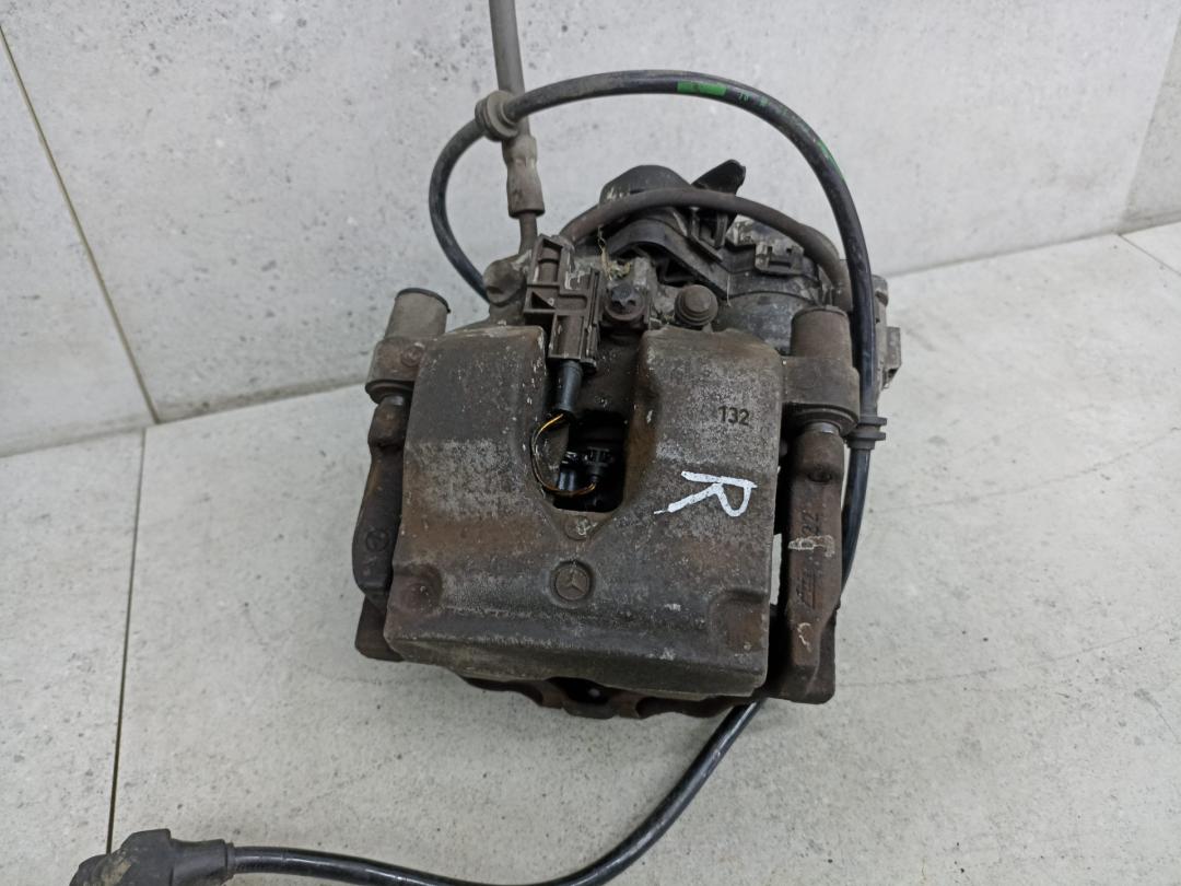 суппорт задний правый Mercedes-Benz GLC Coupe C253 2018, A2534231098 - фото №1