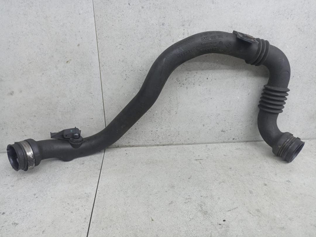 патрубок интеркулера Renault Clio 3 поколение 2007, 1.5 л., 8200527669, 8200469372 - фото №1