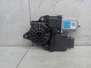 моторчик стеклоподъемника задний левый Kia Sorento 3 поколение [рестайлинг] 2018, 83450C5220