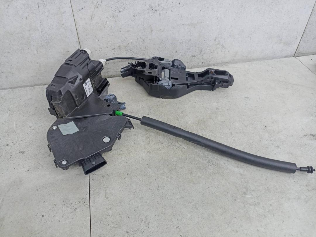 замок двери задней правой Land Rover Range Rover Sport 2 поколение 2016, DK6224994EG, DK62224A00 - фото №1