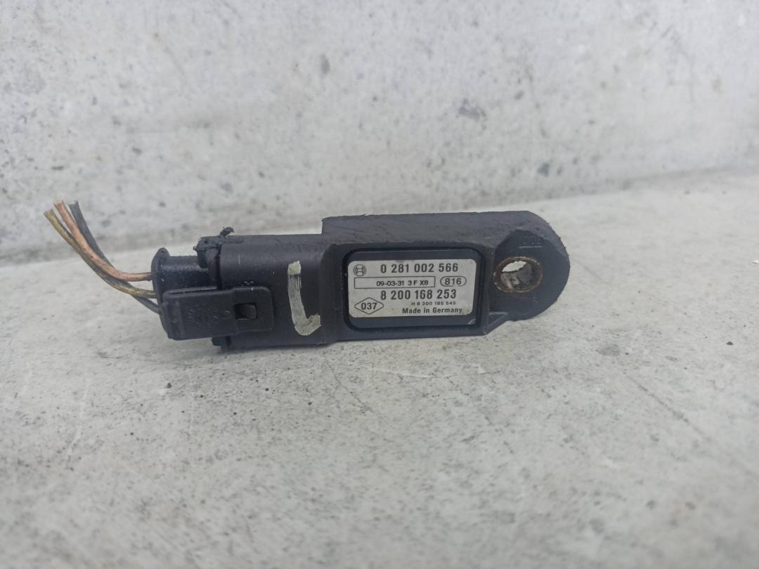 датчик абсолютного давления Renault Megane 3 поколение 2010, 1.5 л., 8200168253, 0281002566 - фото №1