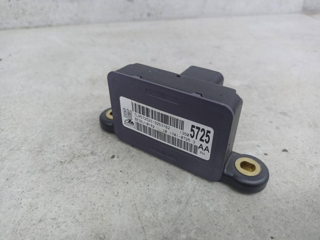 датчик ускорения Chevrolet Cruze 1 поколение 2010, 13505725 - фото №1