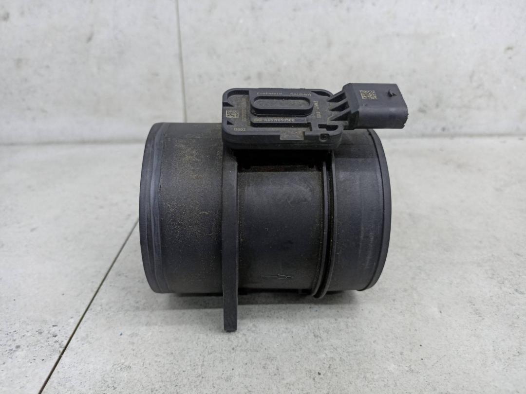 расходомер воздуха Mercedes-Benz Sprinter 2 поколение (W906) 2009, A6519050500 - фото №1