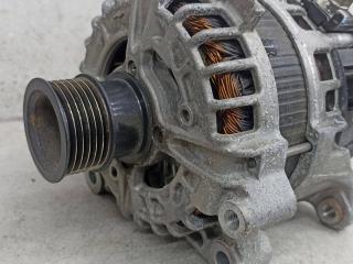 генератор BMW 5 серия G30/G31 2019, 8571358