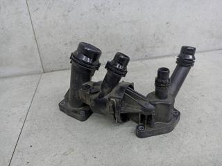 корпус термостата BMW 5 серия G30/G31 2019, 3.0 л., B57 D30 A, дизель, 8576289