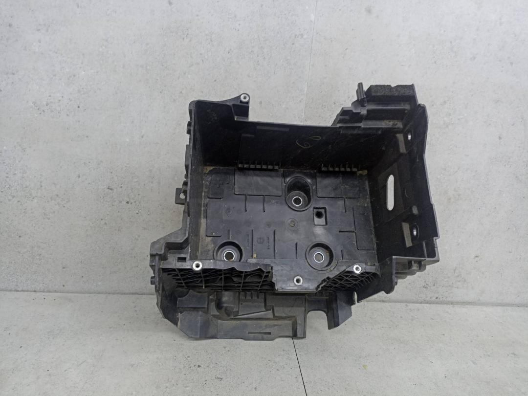 полка аккумулятора Renault Megane 4 поколение 2018, 244280249R, 244280018R - фото №1