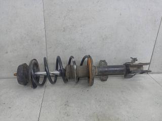 стойка передняя правая Renault Duster 1 поколение 2015, 8200813791