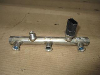 топливная рампа Audi A6 4F/C6 2006, 3.2 л., FSI, AUK, бензин, АКПП, зеленый, седан, полный привод, 06D906051A, 06E130089