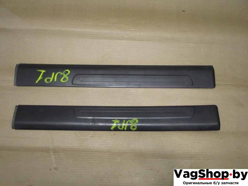 накладка на порог Audi A6 4F/C6 2006, 3.2 л., FSI, AUK, бензин, АКПП, зеленый, седан, полный привод, 4F0853375B, 4F0853376B - фото №1