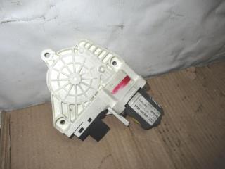 моторчик стеклоподъемника задний правый Audi A6 4F/C6 2006, 3.2 л., FSI, AUK, бензин, АКПП, зеленый, седан, полный привод, 4F0959802A