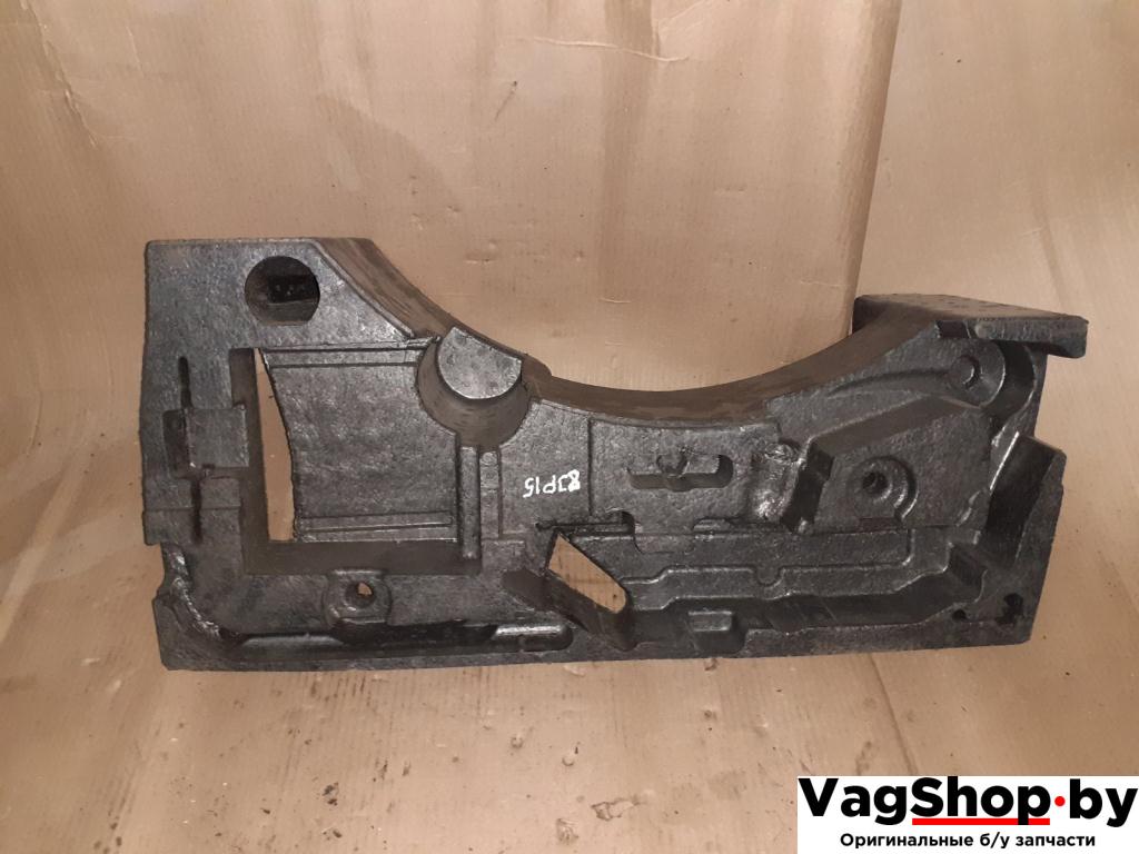 ящик под инструменты / набор инструментов Volkswagen Passat B6 2008, 2.0 л., TSI, CAW, бензин, АКПП, белый, универсал, передний привод, 3C5012115D - фото №1