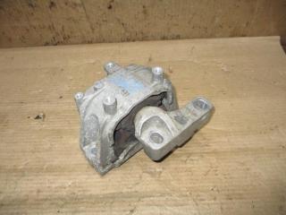 подушка крепления двигателя Volkswagen Caddy 3 поколение [рестайлинг] 2011, 1.6 л., TDi, CAY, дизель, МКПП, серебро, минивэн, передний привод, 1K0199262CN