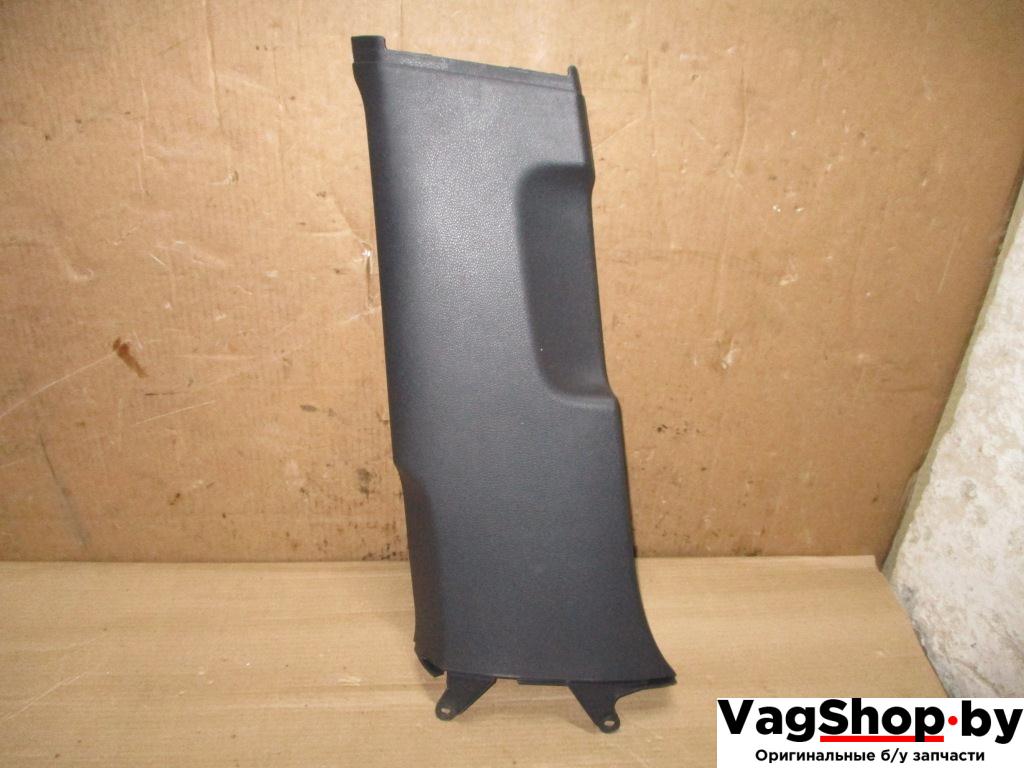 обшивка стойки центральной левой Volkswagen Golf 6 поколение 2012, 1.6 л., TDi, CAY, дизель, МКПП, красный, хетчбэк 5 дв., передний привод, 1K4867297J - фото №1