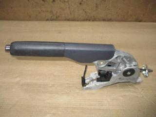 рычаг ручного тормоза (ручника) Volkswagen Golf 6 поколение 2012, 1.6 л., TDi, CAY, дизель, МКПП, красный, хетчбэк 5 дв., передний привод, 1K0711303M, 1K0711303P