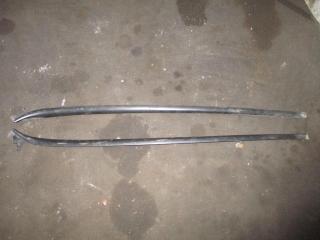 молдинг лобового стекла Volkswagen Golf 6 поколение 2012, 1.6 л., TDi, CAY, дизель, МКПП, красный, хетчбэк 5 дв., передний привод, 5K0854319, 5K0854320