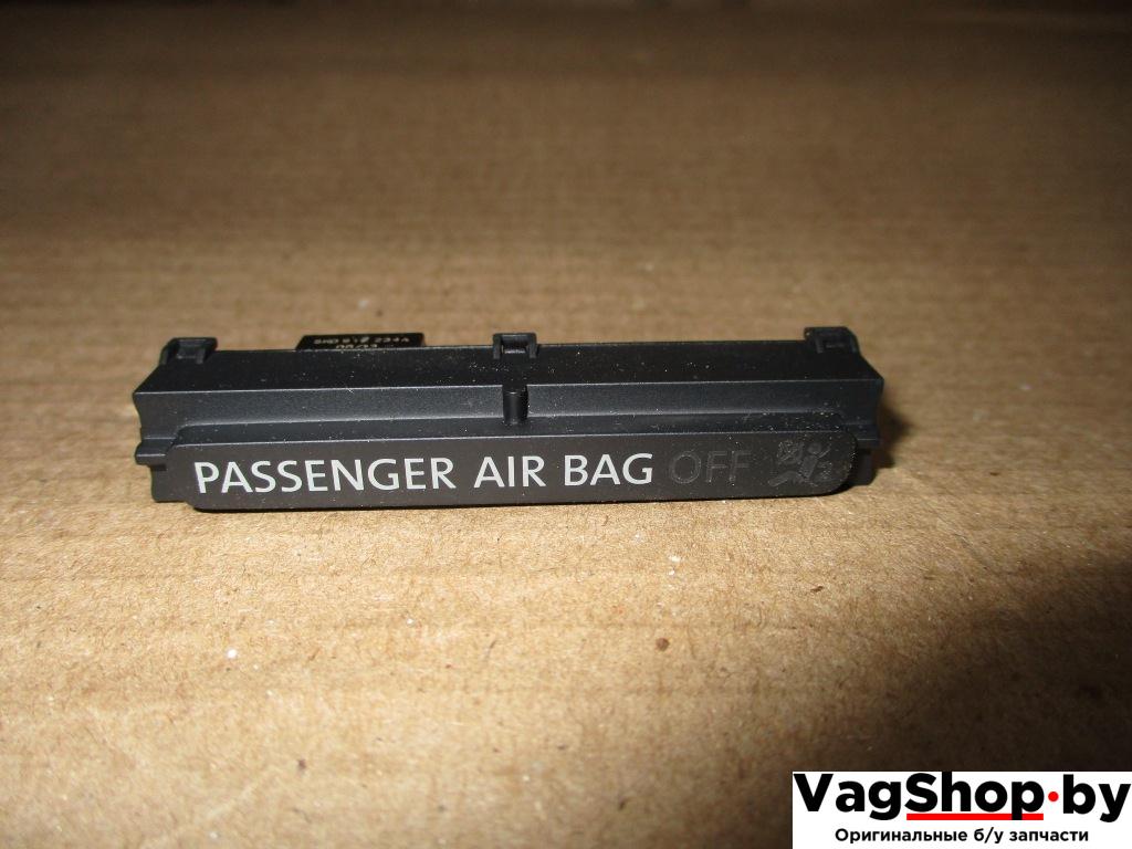 индикатор подушки безопасности Volkswagen Golf 6 поколение 2012, 1.6 л., TDi, CAY, дизель, МКПП, красный, хетчбэк 5 дв., передний привод, 5K0919234A - фото №1