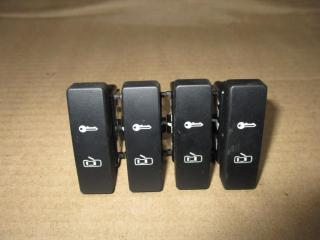 кнопка центрального замка Volkswagen Touareg 1 поколение [рестайлинг] 2008, 3.6 л., FSI, BHK, бензин, АКПП, серый, внедорожник 5 дв., полный привод, 7L6962125