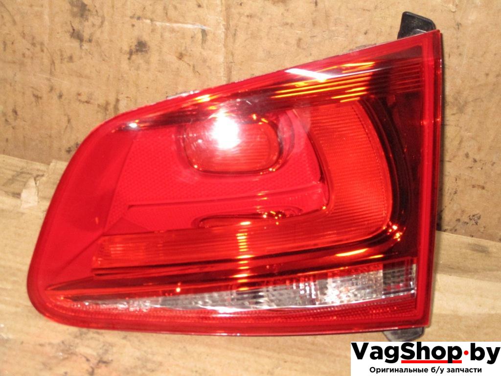 фонарь крышки багажника правый Volkswagen Touareg 2 поколение 2013, 3.6 л., FSI, CGR, бензин, АКПП, серый, внедорожник 5 дв., полный привод, 7P6945094B - фото №1