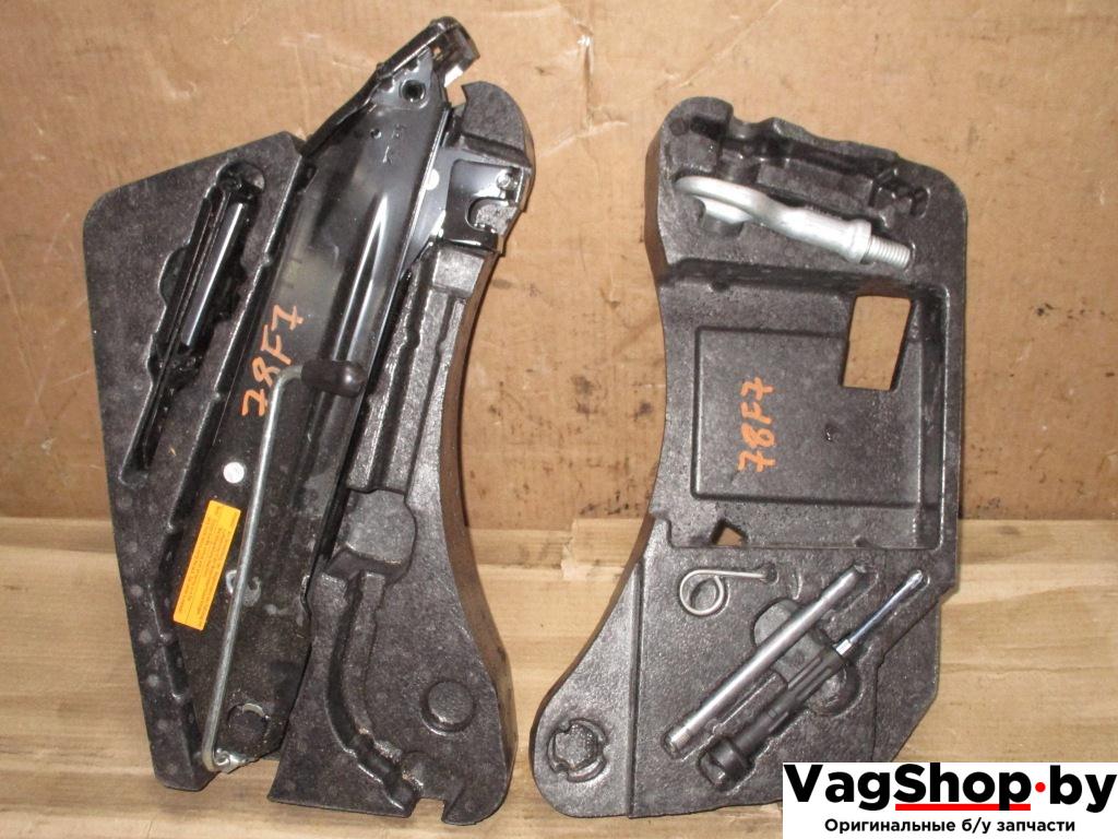 ящик под инструменты / набор инструментов Volkswagen Touareg 2 поколение 2013, 3.6 л., FSI, CGR, бензин, АКПП, серый, внедорожник 5 дв., полный привод - фото №1