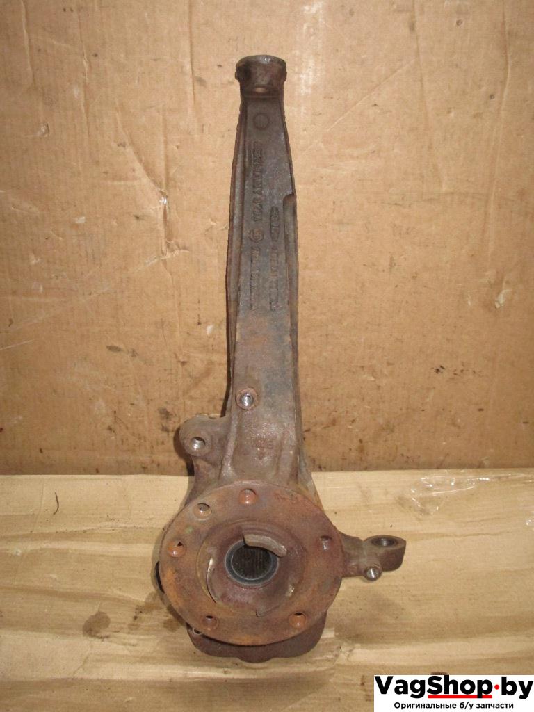 кулак поворотный левый Volkswagen Touareg 2 поколение 2013, 3.6 л., FSI, CGR, бензин, АКПП, серый, внедорожник 5 дв., полный привод, 7P6407245A - фото №1