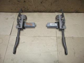 моторчик регулировки сиденья Volkswagen Touareg 2 поколение 2013, 3.6 л., FSI, CGR, бензин, АКПП, серый, внедорожник 5 дв., полный привод, 8K0959111, 8K0959112