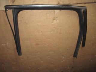 направляющая стекла Volkswagen Touareg 2 поколение 2013, 3.6 л., FSI, CGR, бензин, АКПП, серый, внедорожник 5 дв., полный привод