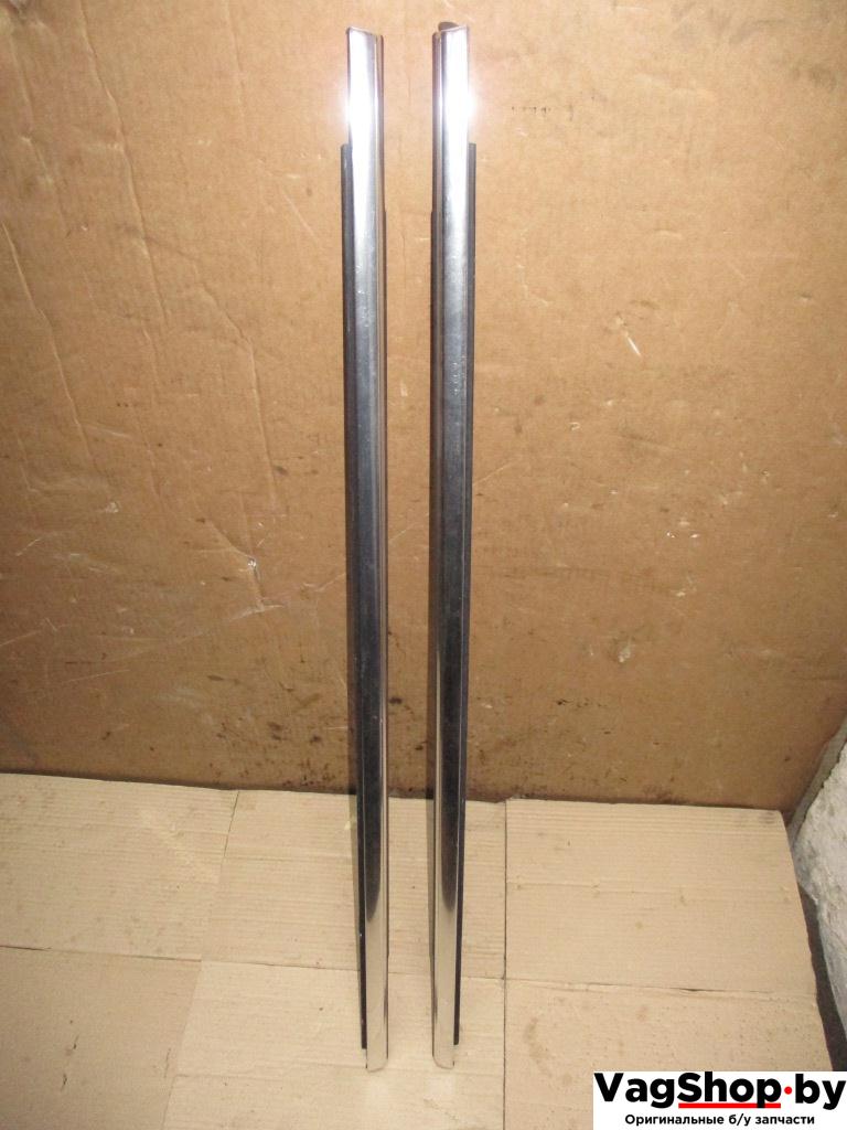 уплотнитель Volkswagen Touareg 2 поколение 2013, 3.6 л., FSI, CGR, бензин, АКПП, серый, внедорожник 5 дв., полный привод, 7P0839477E, 7P0839478E - фото №1