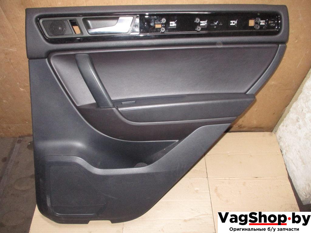 обшивка двери задняя правая Volkswagen Touareg 2 поколение 2013, 3.6 л., FSI, CGR, бензин, АКПП, серый, внедорожник 5 дв., полный привод - фото №1
