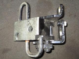 петля двери Volkswagen Golf Plus 1 поколение 2006, 2.0 л., TDi, BKD, дизель, МКПП, черный, хетчбэк 5 дв., передний привод, 1K4833412K