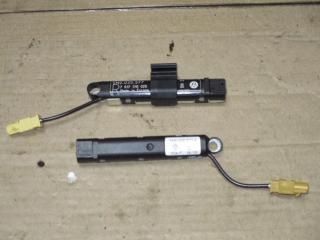 усилитель антенны Volkswagen Golf Plus 1 поколение 2006, 2.0 л., TDi, BKD, дизель, МКПП, черный, хетчбэк 5 дв., передний привод, 5M0035577, 5M0035577A