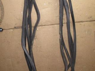 уплотнитель Audi A4 B8/8K 2009, 1.8 л., TFSI, CDH, бензин, МКПП, черный, седан, передний привод, 8T0823723A, 8K0833721E