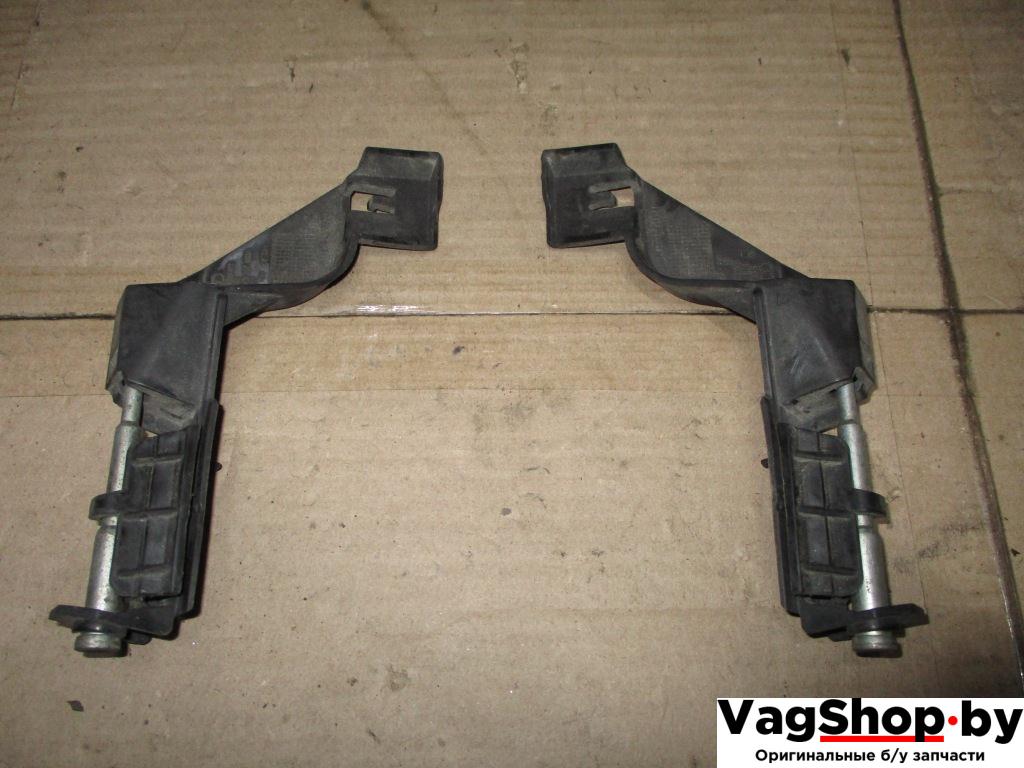Крепление бампера заднего Audi A4 B8/8K 2009, 1.8 л., TFSI, CDH, бензин, МКПП, черный, седан, передний привод, 8K5807890A - фото №1