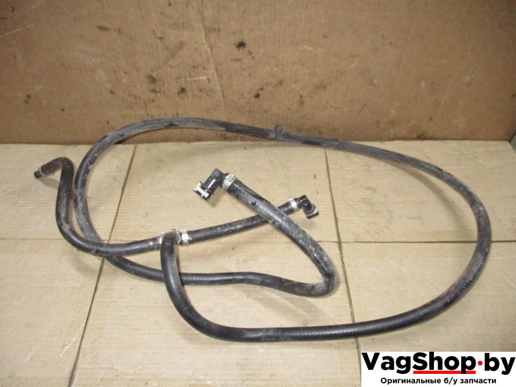 патрубок (трубопровод, шланг) Audi A4 B8/8K 2009, 1.8 л., TFSI, CDH, бензин, МКПП, черный, седан, передний привод - фото №1