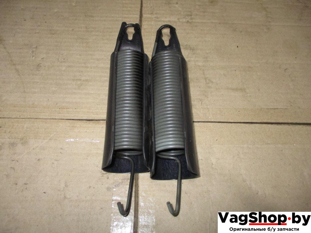пружина крышки багажника Audi A4 B8/8K 2009, 1.8 л., TFSI, CDH, бензин, МКПП, черный, седан, передний привод - фото №1