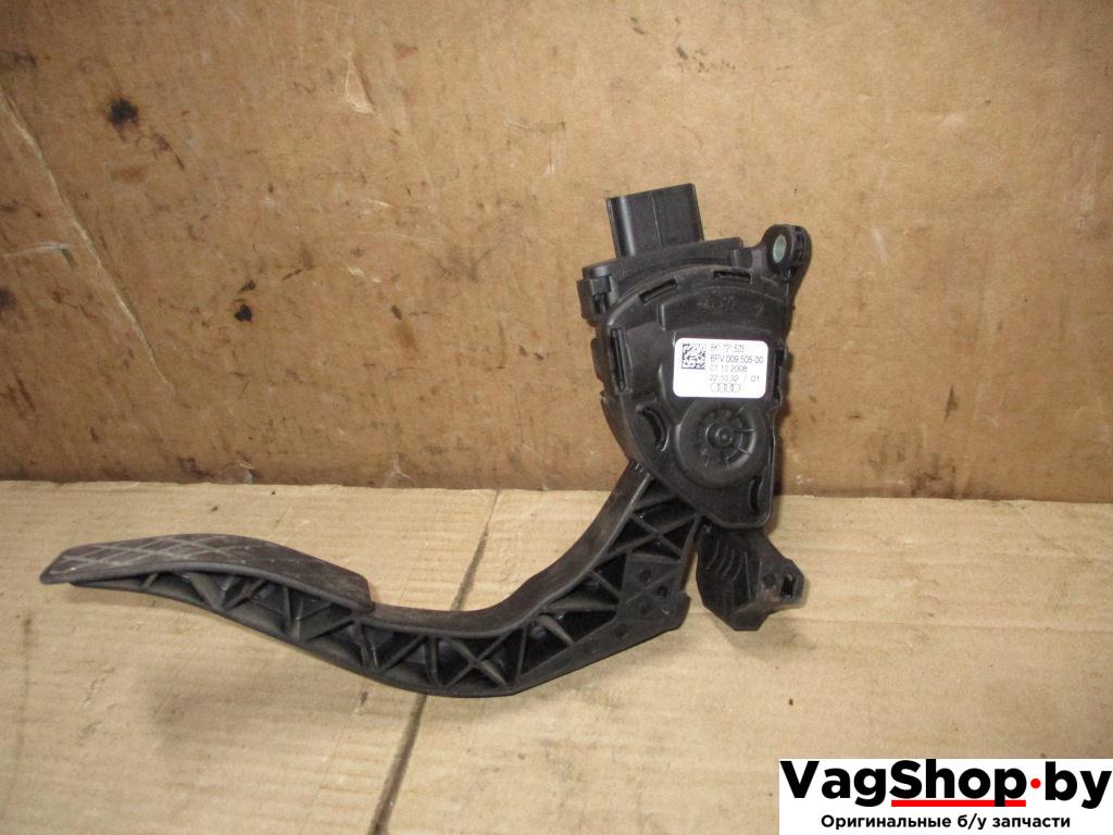 педаль Audi A4 B8/8K 2009, 1.8 л., TFSI, CDH, бензин, МКПП, черный, седан, передний привод, 8K1721523 - фото №1