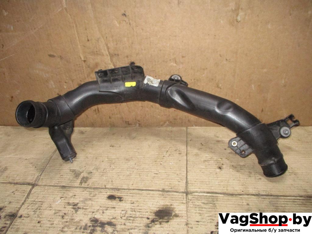 патрубок интеркулера Volkswagen Passat B6 2009, 2.0 л., TDi, CBA, дизель, АКПП, серебро, седан, передний привод, 5N0145840D - фото №1