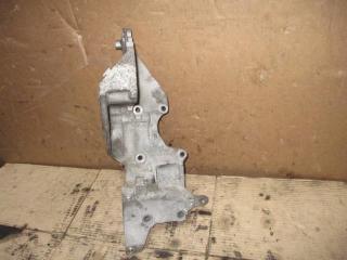 кронштейн двигателя Volkswagen Passat B6 2009, 2.0 л., TDi, CBA, дизель, АКПП, серебро, седан, передний привод, 03L903139D