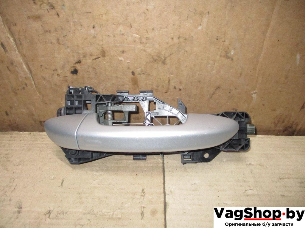 ручка наружная передняя правая Volkswagen Passat B6 2009, 2.0 л., TDi, CBA, дизель, АКПП, серебро, седан, передний привод - фото №1